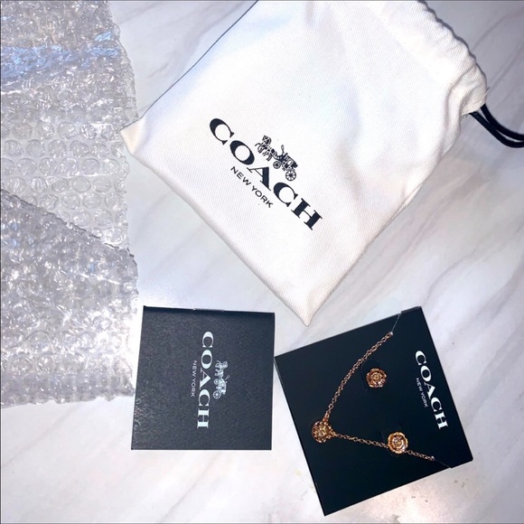 NWT Coach rose gold coloured earring and necklace set - Picture 2 of 3